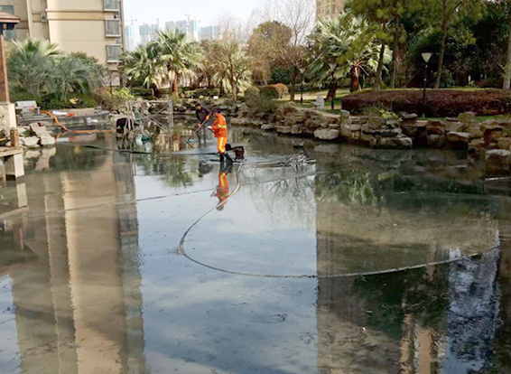 金阳景观池淤泥清理